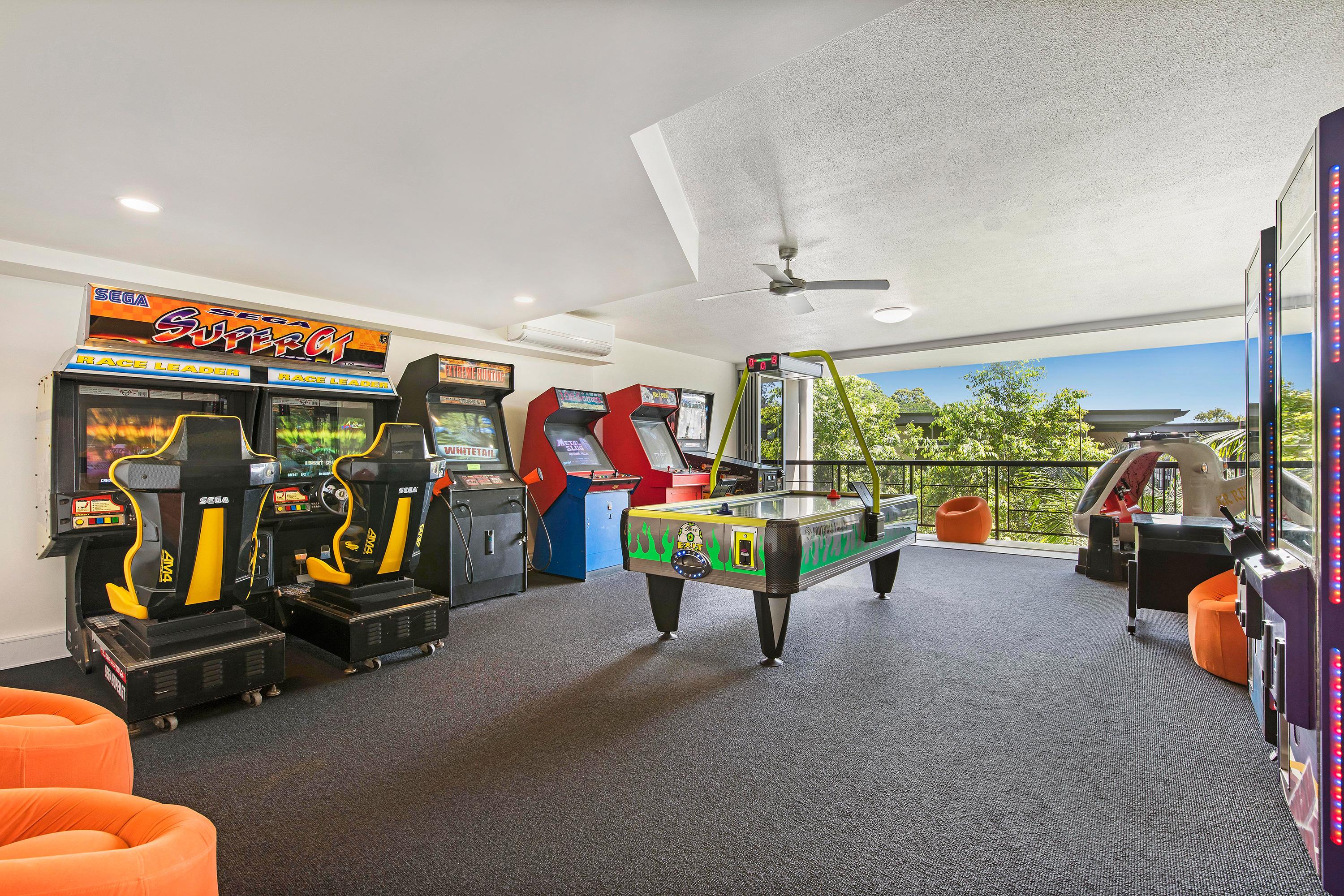 Peppers Noosa Resort And Villas Exterior foto The games room at the 2012 Australian Institute of Sport